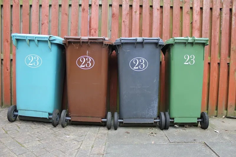 Gestion et nettoyage des conteneurs à déchets